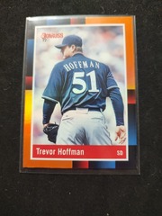 2022 Panini Donruss 1988 Retro Orange Holo #252 Trevor Hoffman